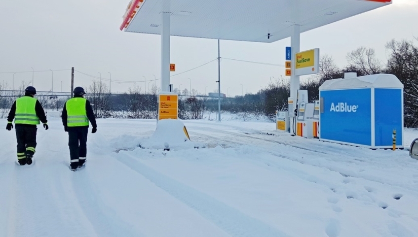 Zimowe Wyzwania Dla Stacji Paliw: Jak Ochronić Dystrybutory Przed Niskimi Temperaturami